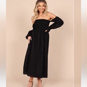 NWT Petal and Pup DOMENICA SHIRRED LONG SLEEVE MIDI DRESS - BLACK